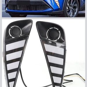 NIB Toyota CHR LED front bumper fog light ‘20-22